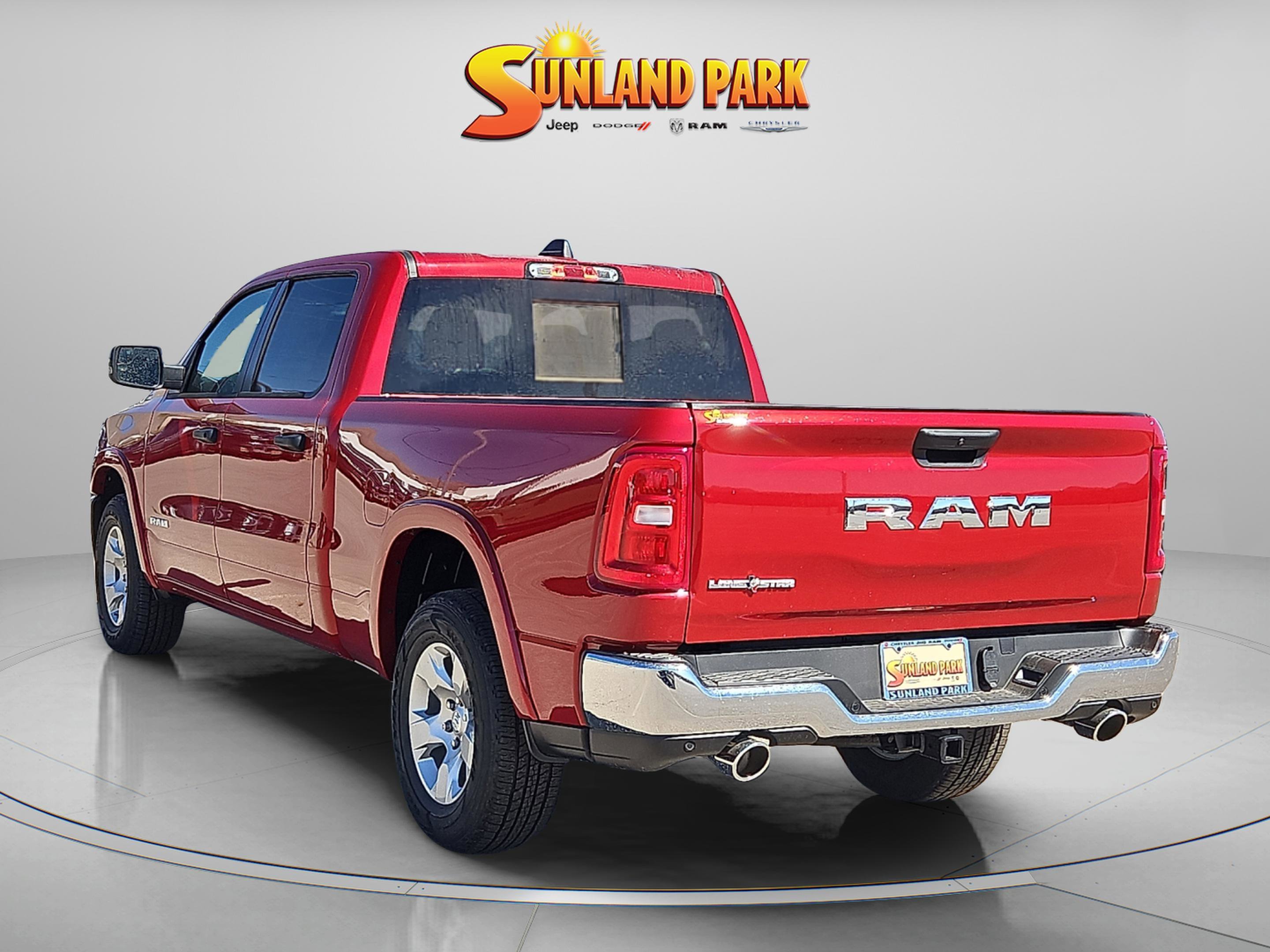 New 2026 Molten Red Pearl-Coat Exterior Paint RAM Lone Star image 4