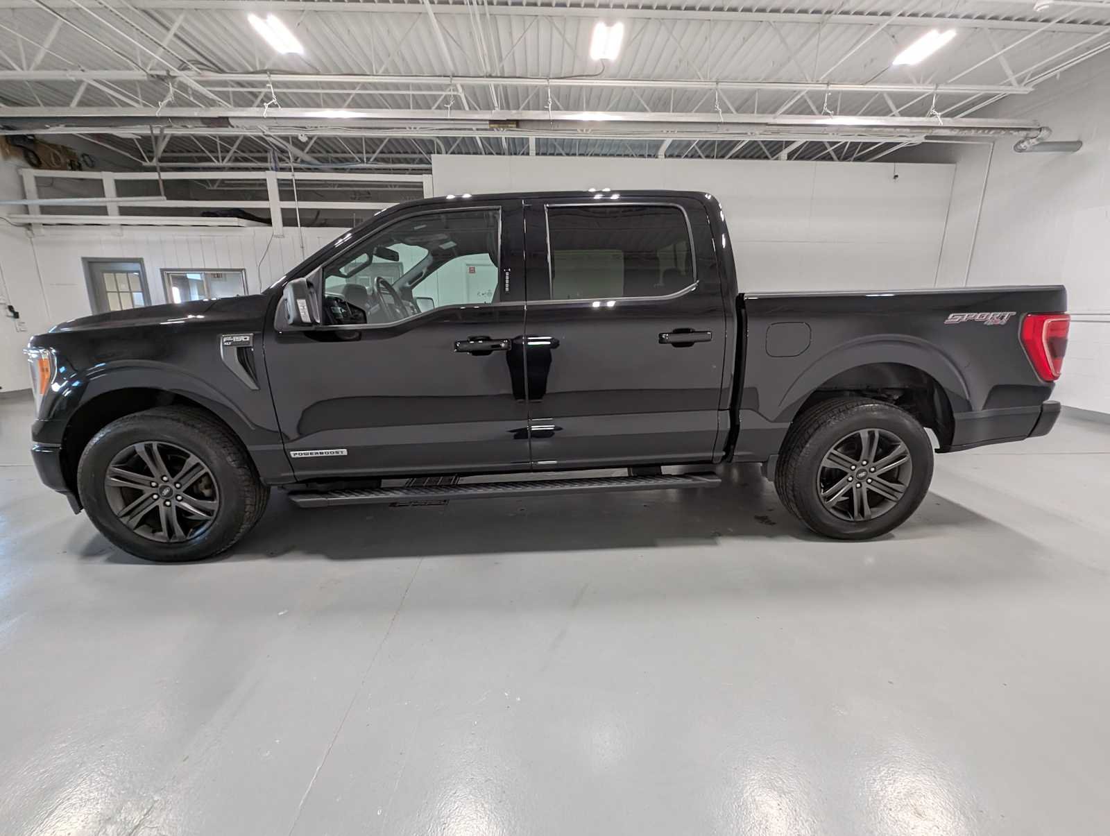 2022 Ford F-150 XLT - Photo 11