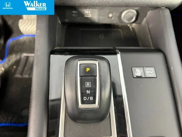 Used 2024 Black Mitsubishi SE image 31