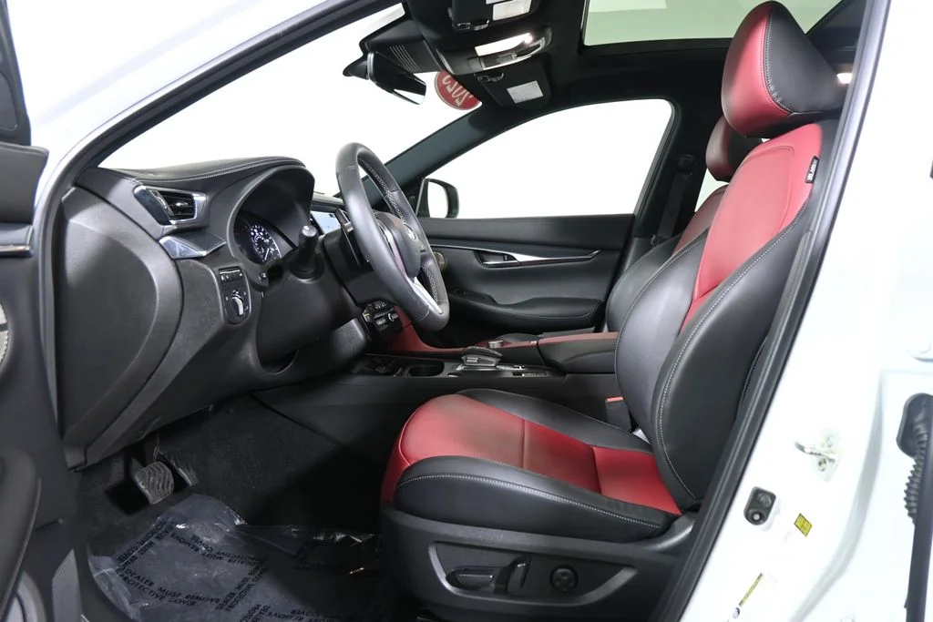 Certified Used 2023 White INFINITI SPORT image 3