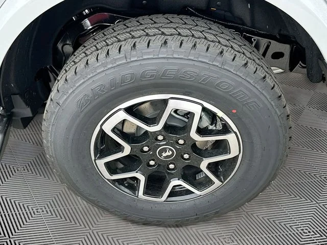 New 2026 Avalanche Ford Outer Banks image 20