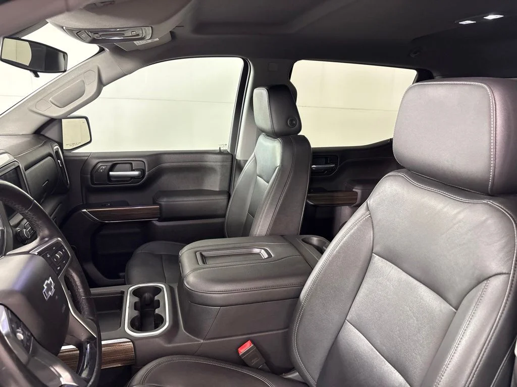 Used 2021 White Chevrolet LT Trail Boss image 36