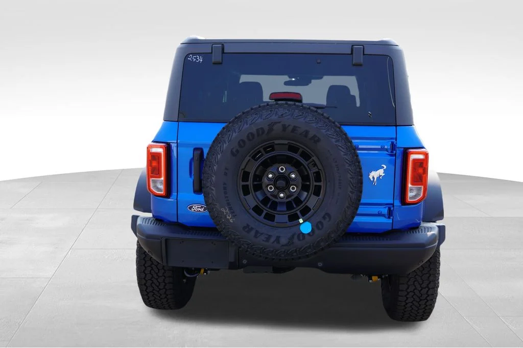 New 2026 Velocity Blue Metallic Ford Big Bend image 4