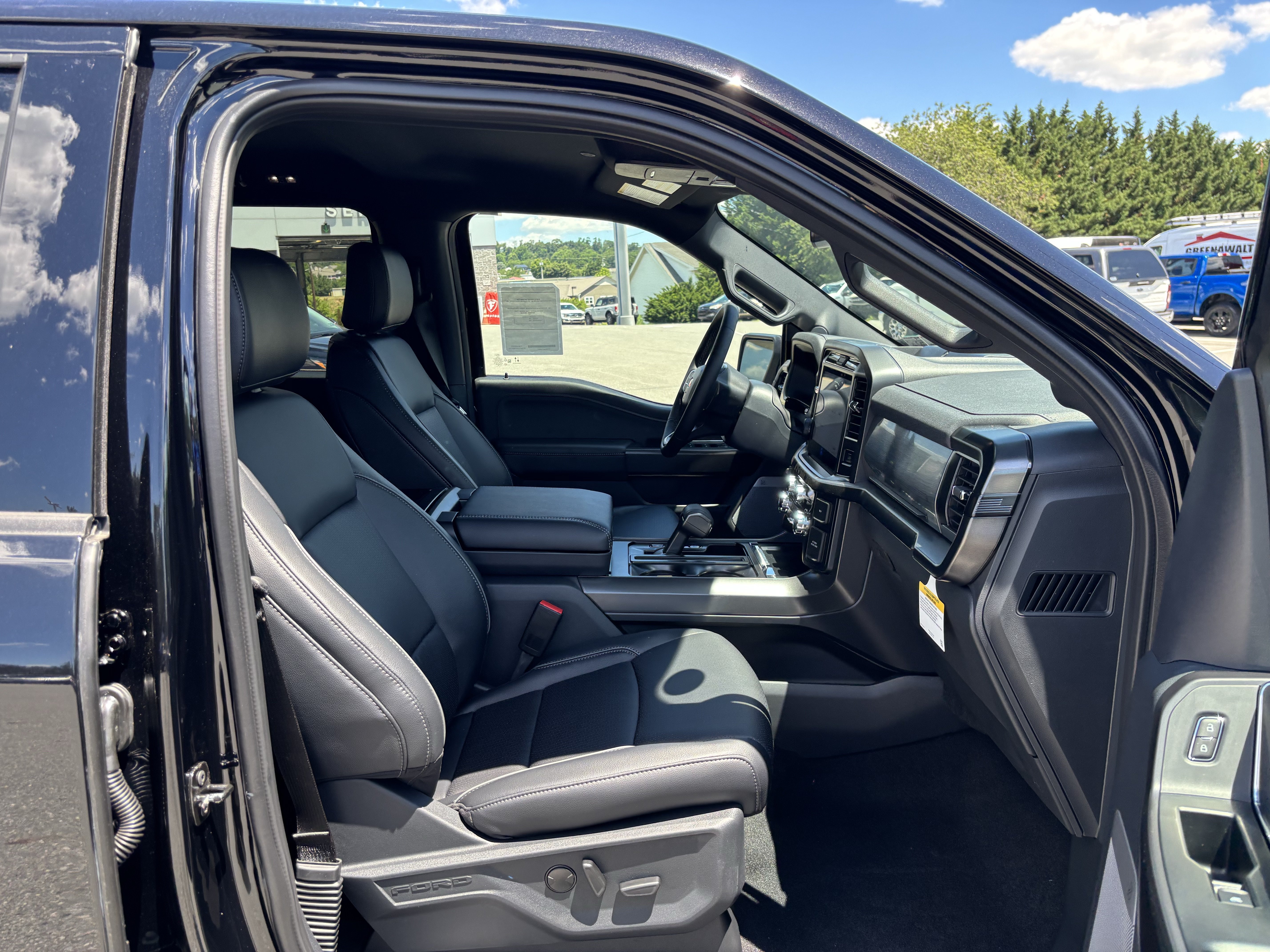 New 2026 Agate Black Metallic Ford Lariat® image 41