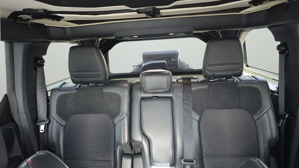 Used 2025 Beige Ford Raptor image 14