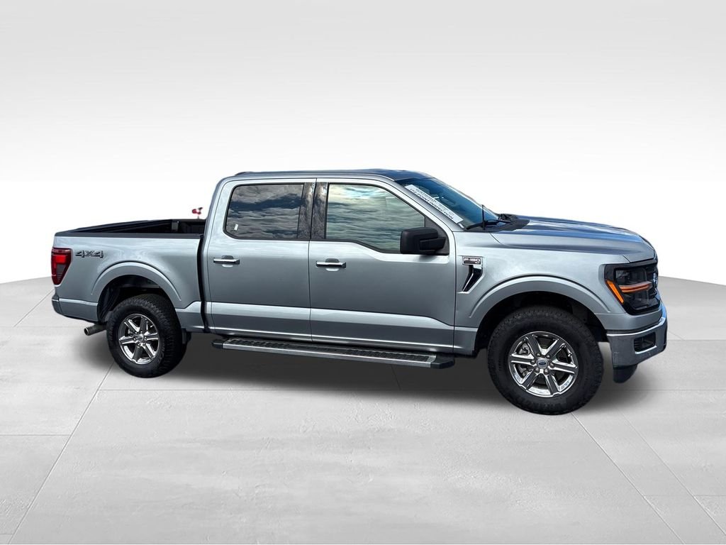 Used 2025 Silver Ford XLT image 6