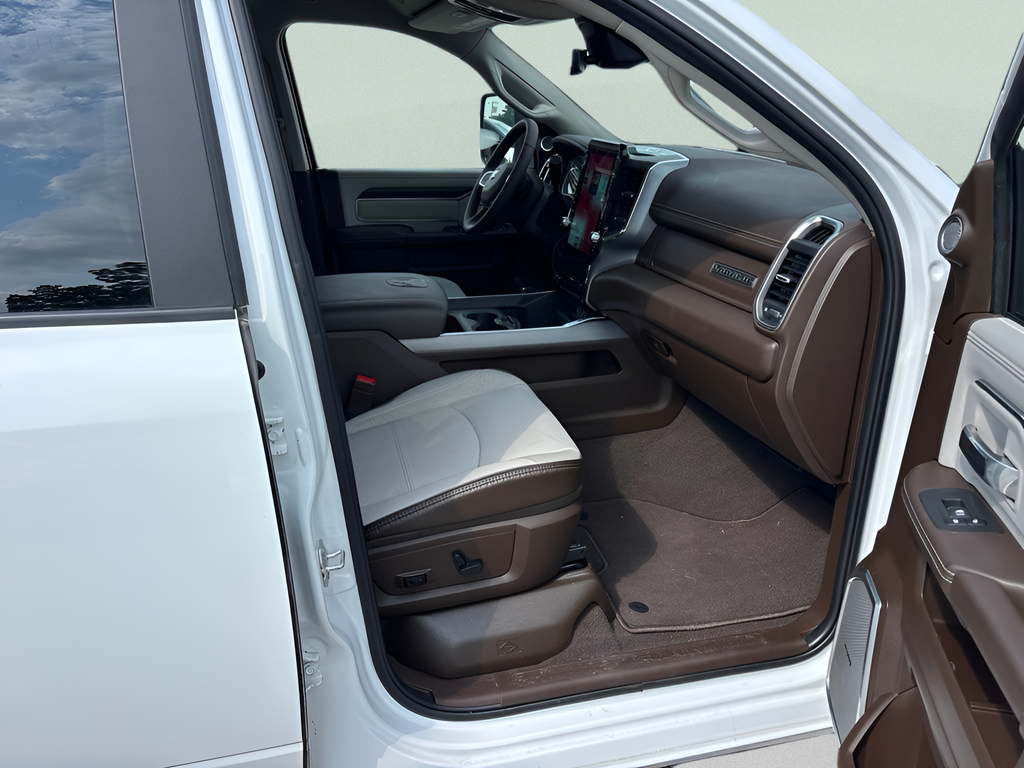 Used 2025 White Ram Laramie image 12