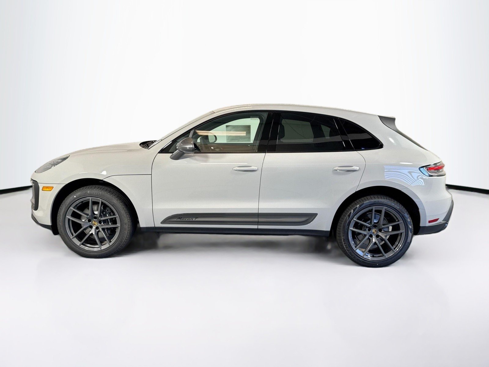 New 2026 Chalk Porsche T image 2