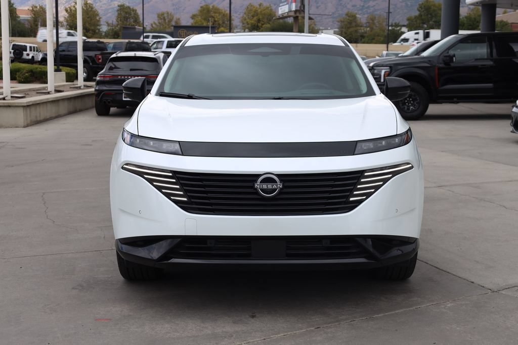 Used 2025 Everest White Pearl Tricoat Nissan Platinum image 9