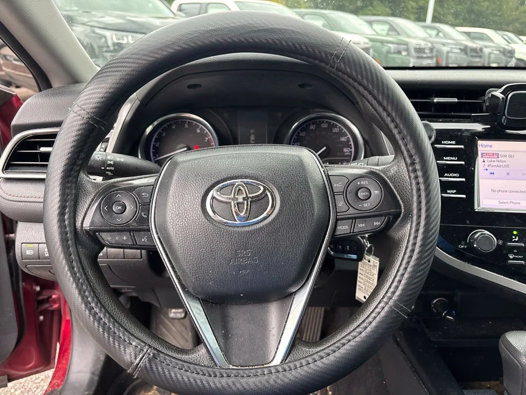 Used 2020 Red Toyota LE image 9