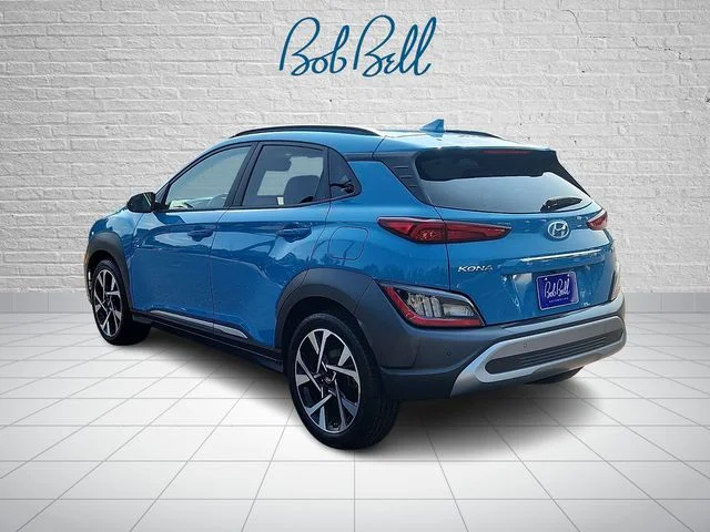 Used 2022 Green Hyundai Limited image 4