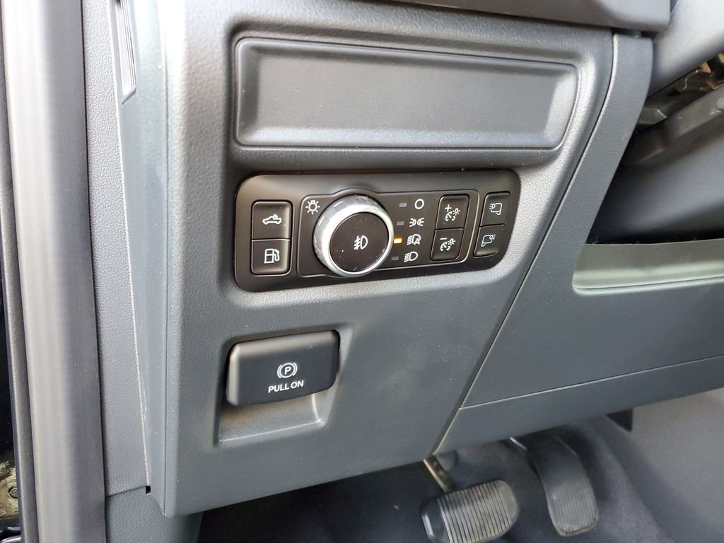 2025 Ford F-150 XLT - Photo 8