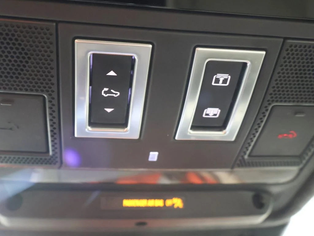 Used 2022 Black Jaguar SVR image 60