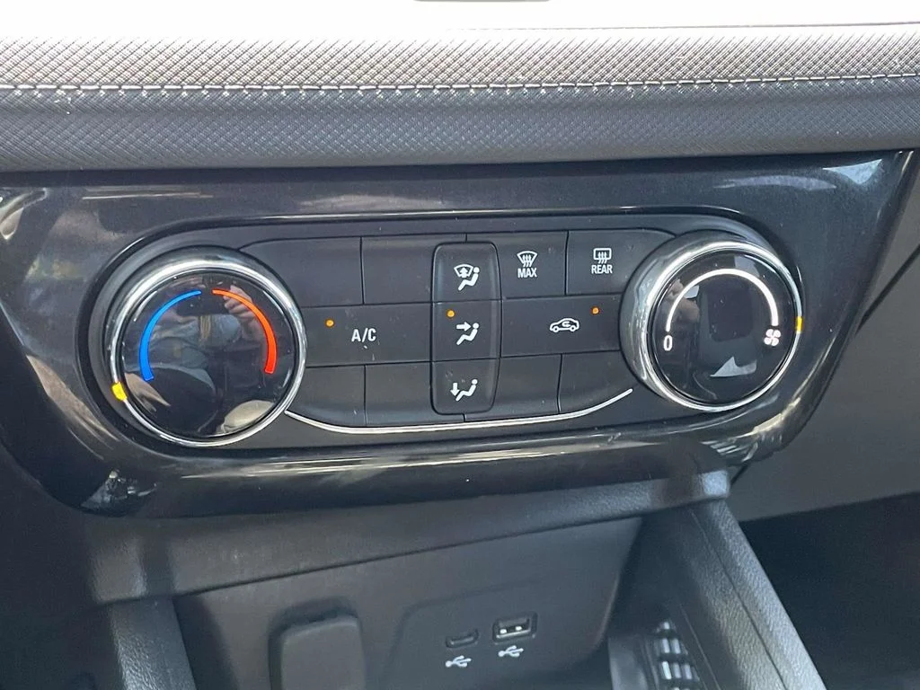 Used 2025 Black Chevrolet LT image 36