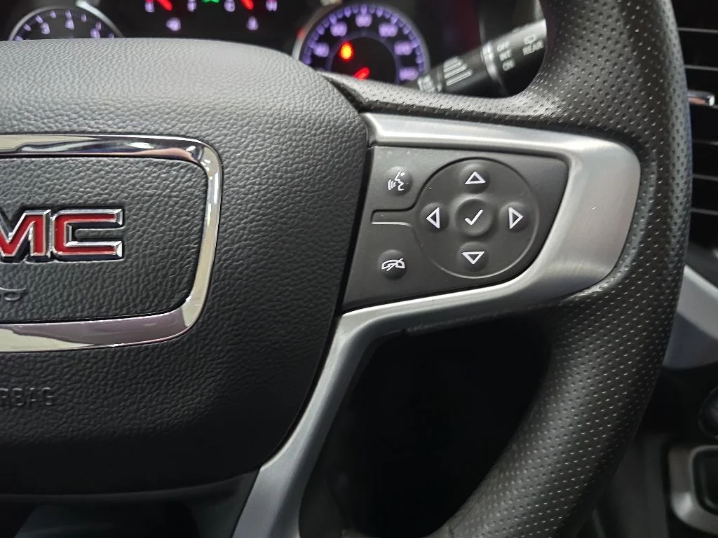 Used 2023 Black GMC SLE image 20