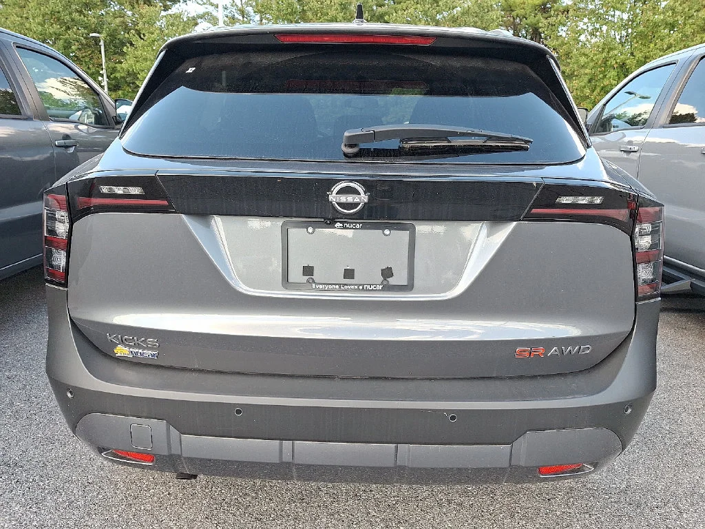 Used 2026 Gray Nissan SR image 5