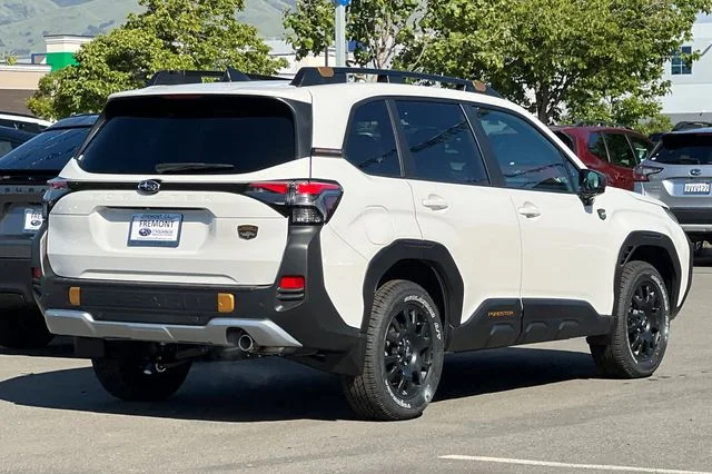 New 2026 CRYSTAL WHITE PEARL Subaru Wilderness image 4
