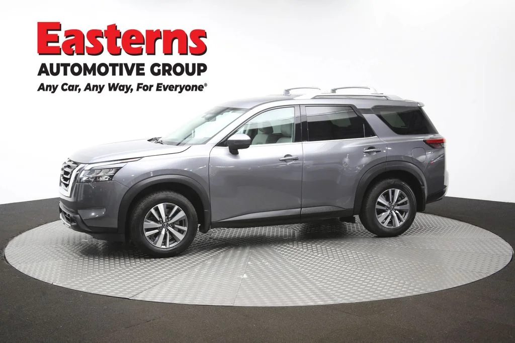 Used 2023 Gray Nissan SL image 58