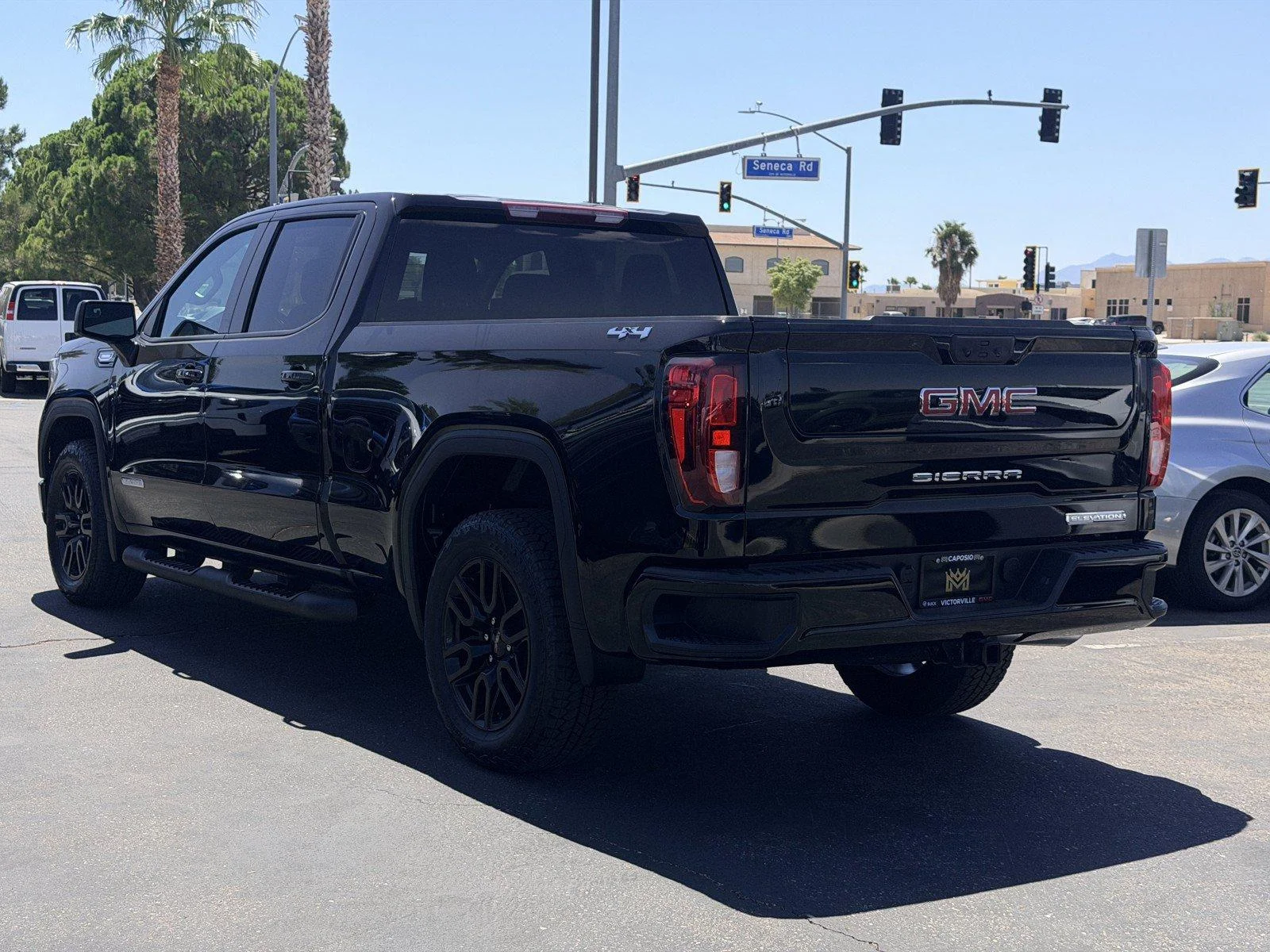 Used 2026 Onyx Black GMC Elevation image 4