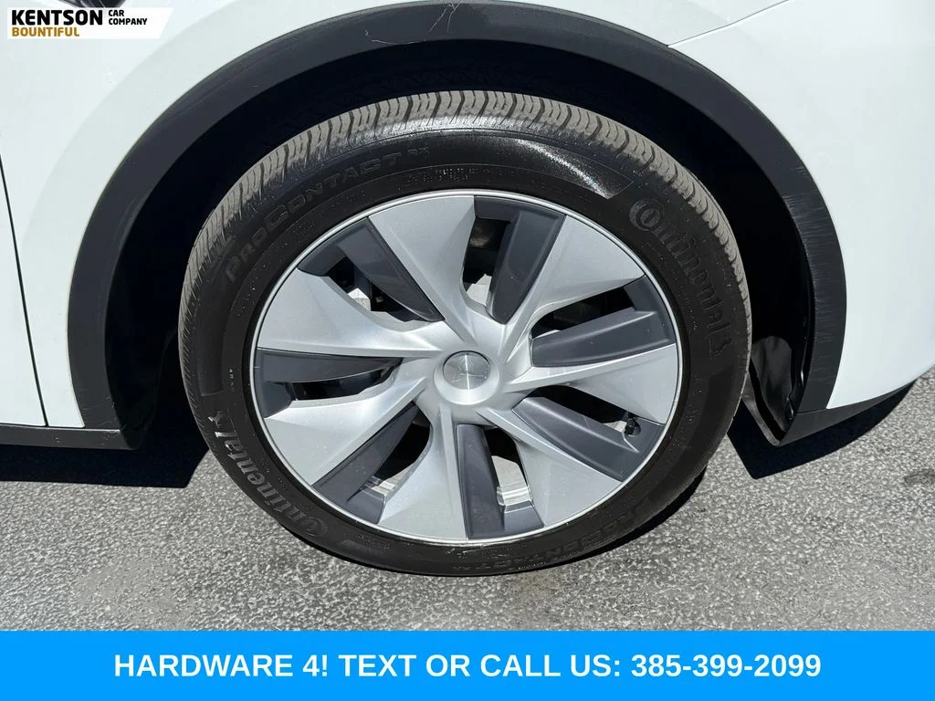 Used 2023 White Tesla Long Range image 13