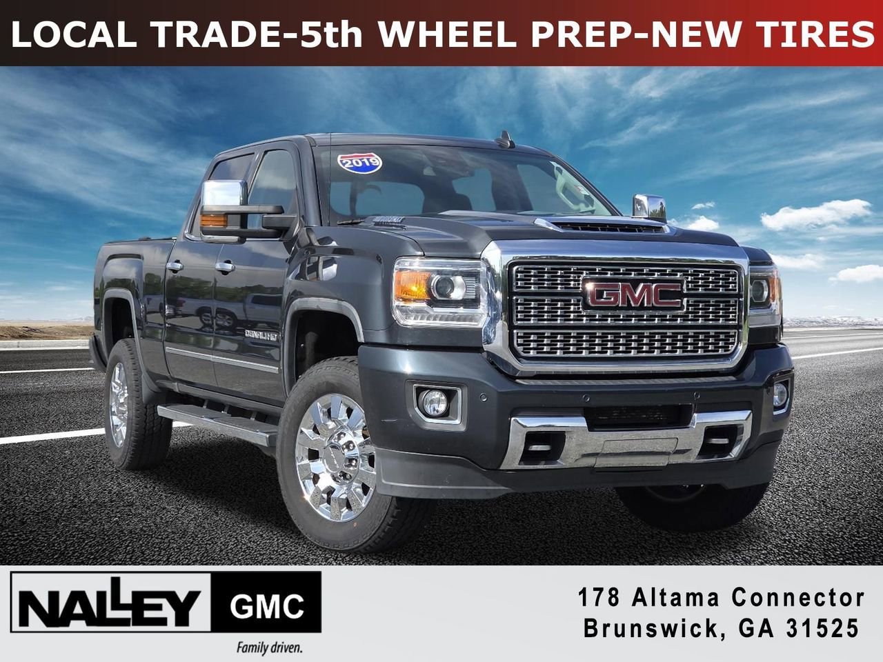 2018 GMC Sierra 4WD Crew Cab Standard Box Denali's photo