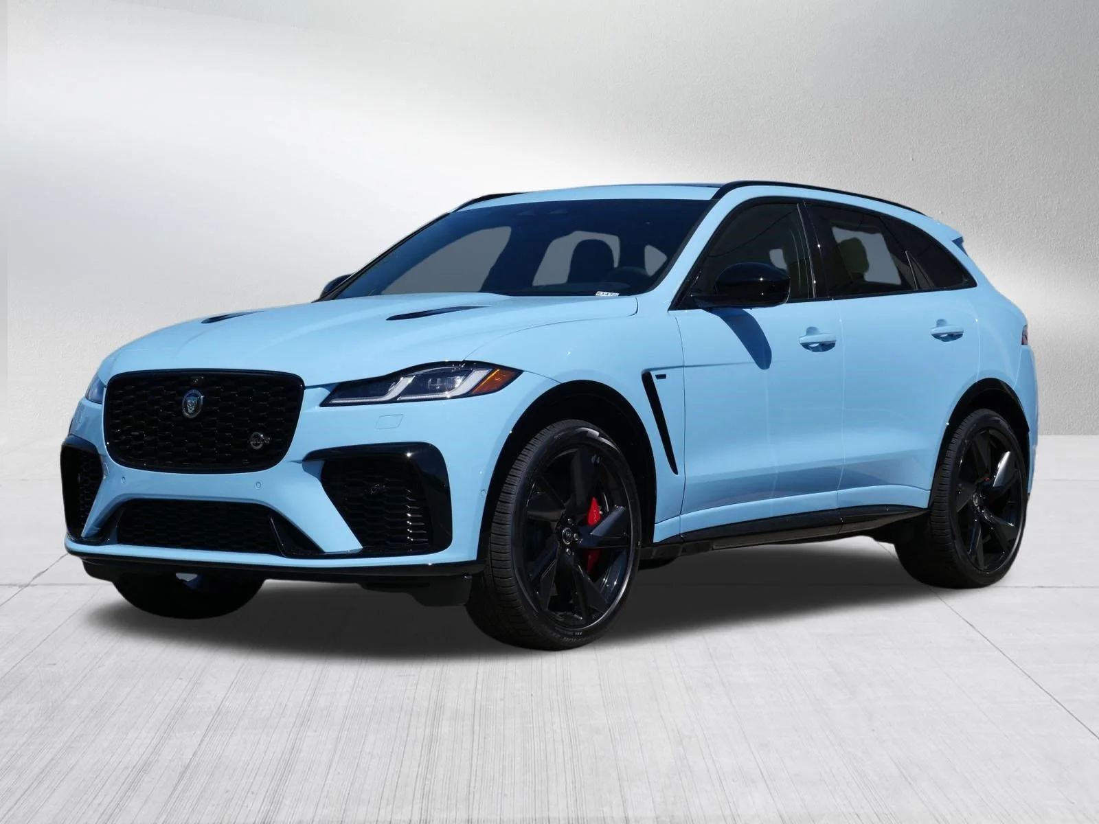 2026 Jaguar F-PACE SVR 575 Edition AWD's photo
