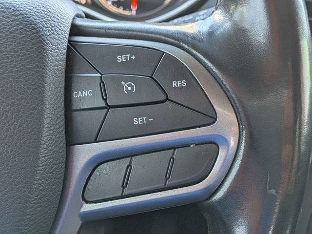 Used 2020 White Jeep Limited image 27
