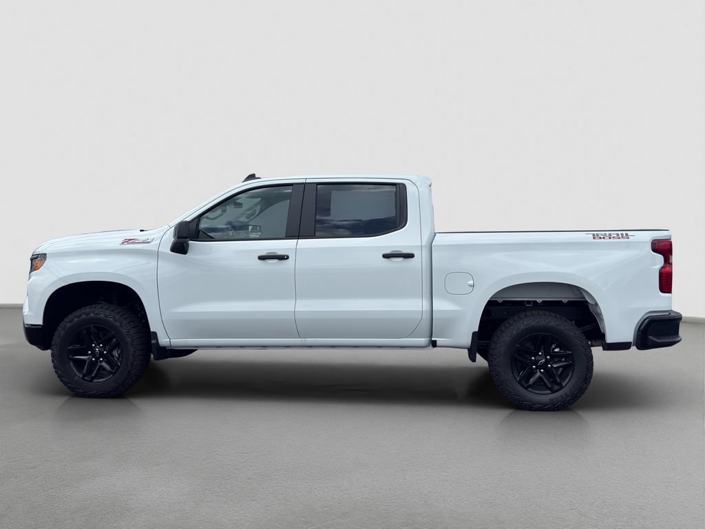 New 2026 Summit White Chevrolet Custom Trail Boss image 3