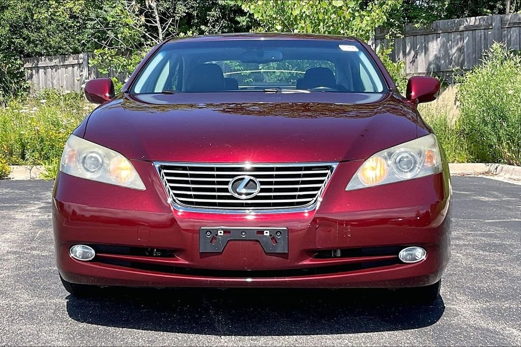 Used 2007 Red Lexus 350 image 2