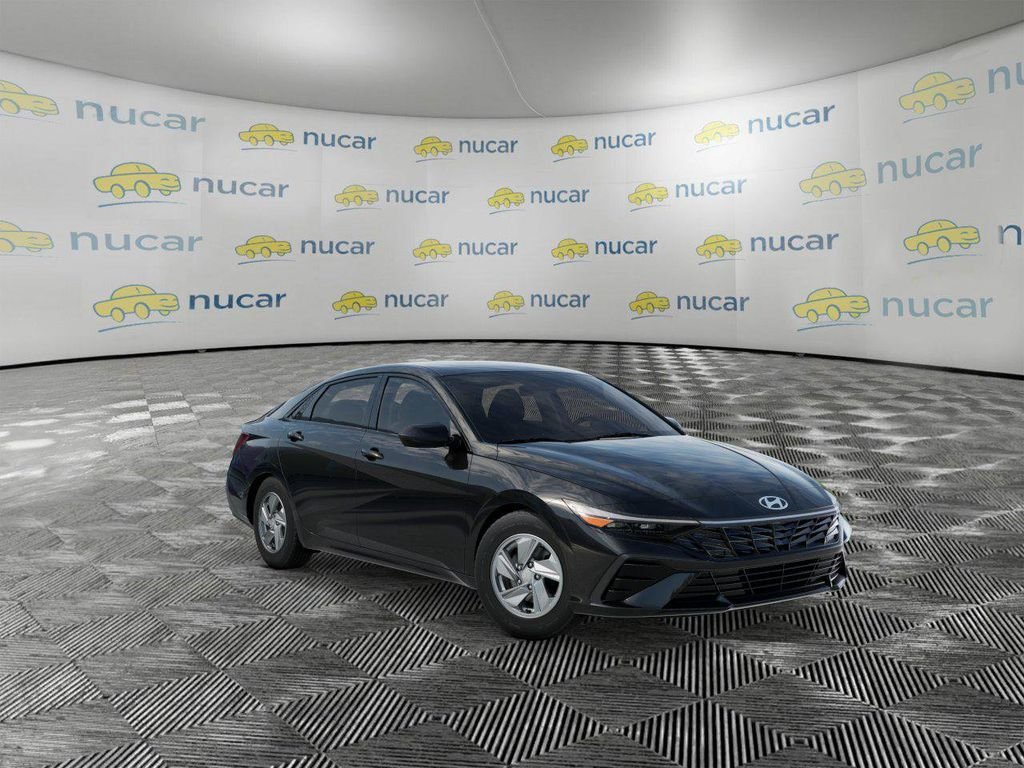 New 2026 Black Hyundai SE image 2