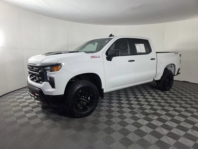 Used 2026 Summit White Chevrolet Custom Trail Boss image 4
