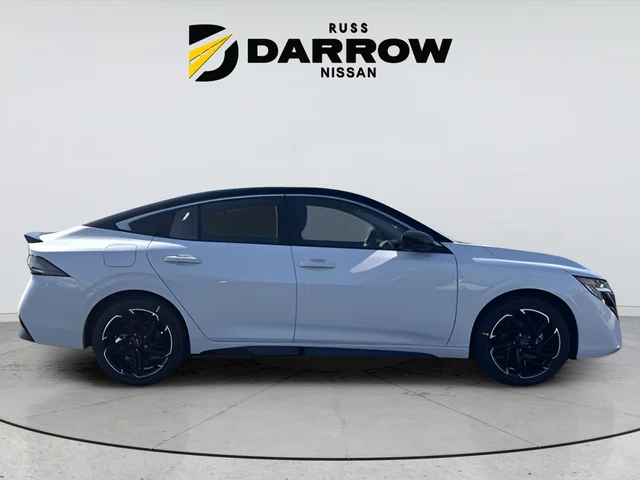 2026 Nissan Sentra SR - Photo 6