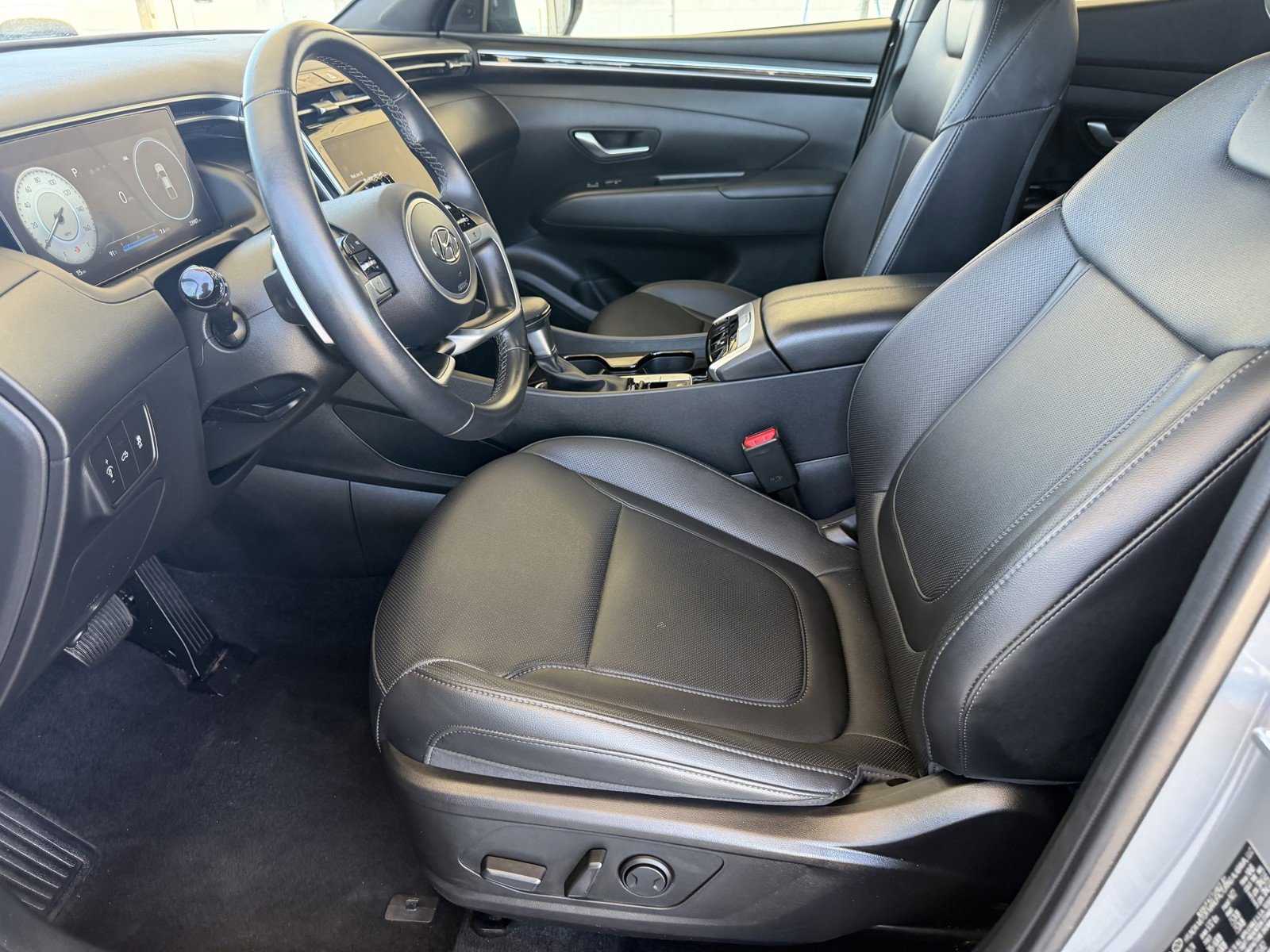 Used 2024 Hampton Gray Hyundai XRT image 21