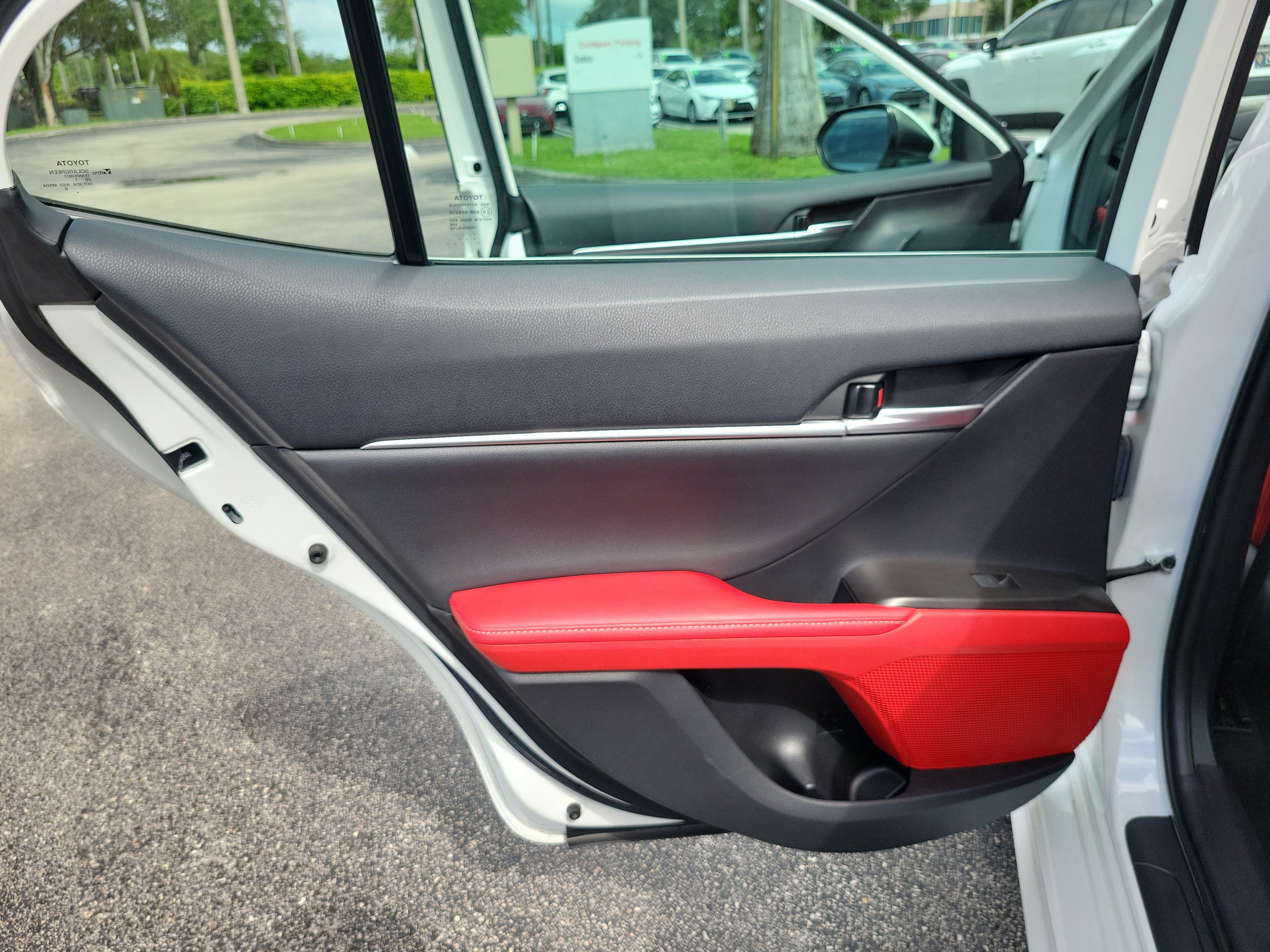 Used 2022 Pearl Toyota XSE image 11