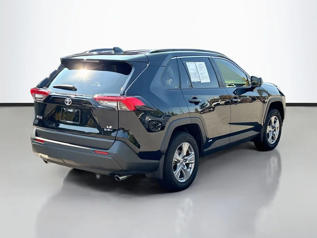 Used 2025 Midnight Black Metallic Toyota LE image 4