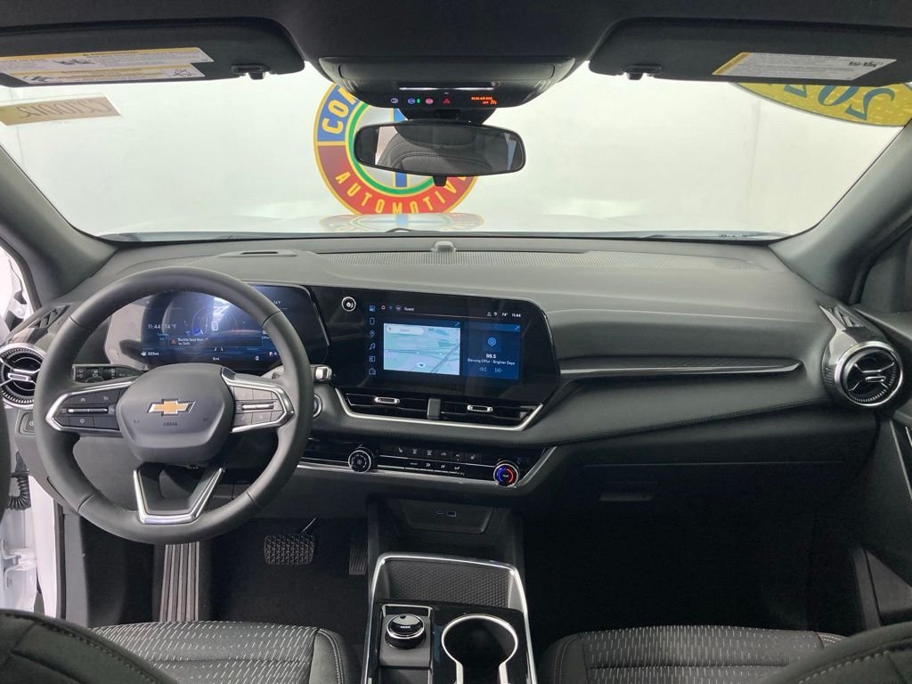 New 2027 Summit White Chevrolet LT image 5