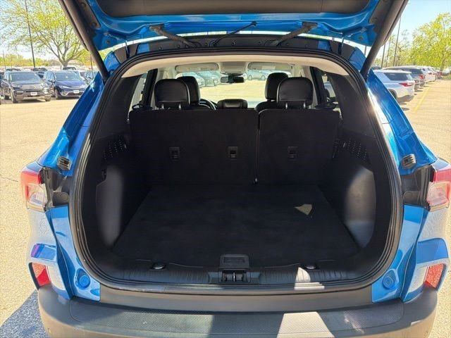 Used 2021 Blue Metallic Ford Titanium image 15