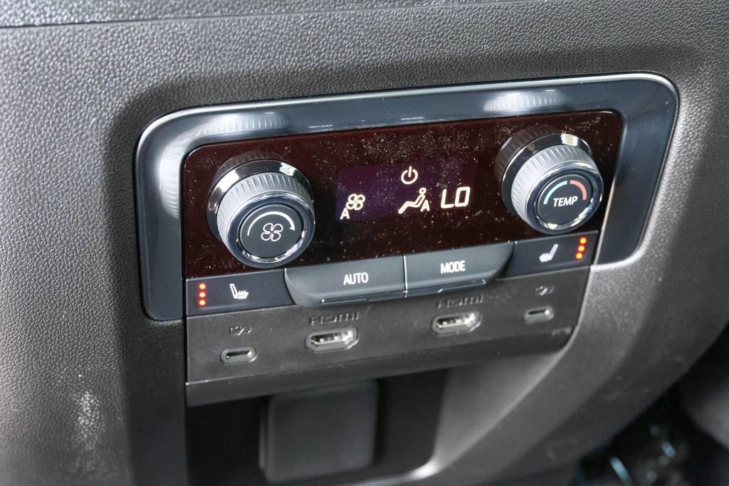 2026 Chevrolet Tahoe Z71 - Photo 12