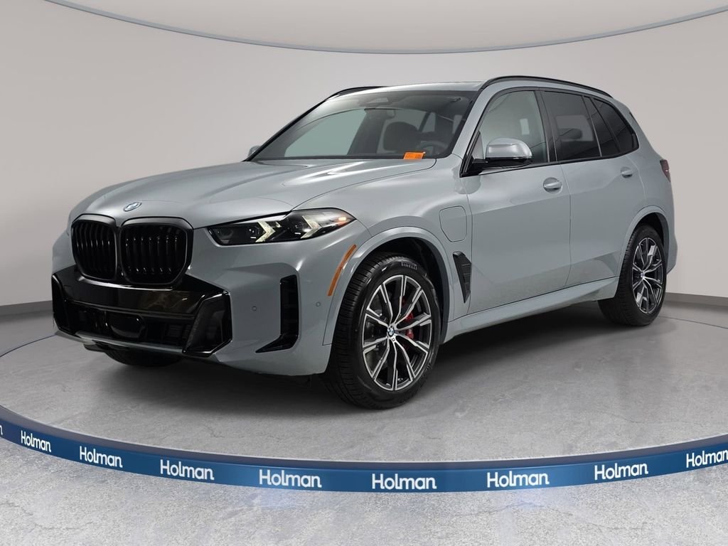 2026 BMW X5 xDrive50e's photo