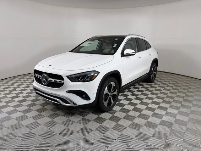 New 2026 Polar White Mercedes-Benz GLA 250 image 3