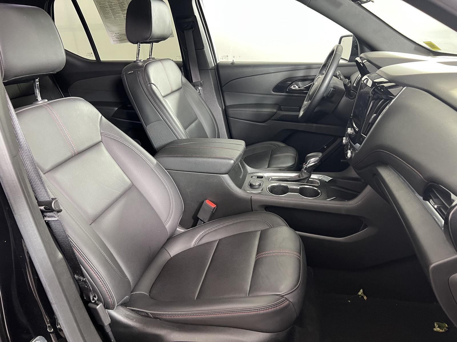Used 2023 Mosaic Black Metallic Chevrolet RS image 42