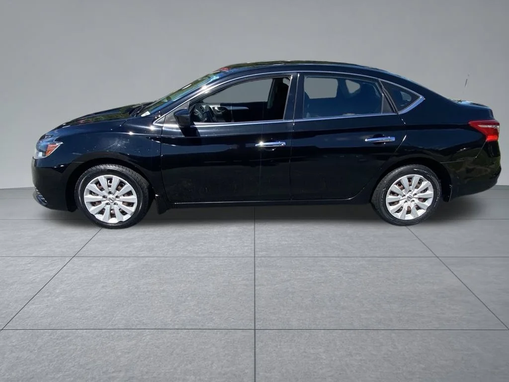 Used 2018 Black Nissan S image 4