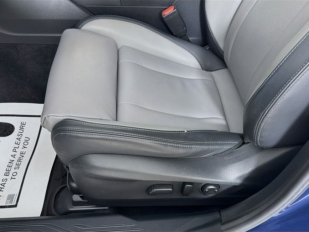Used 2020 Abyss Blue Pearl Subaru Limited image 20