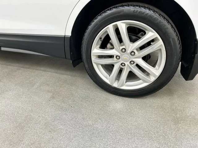 Used 2019 White Chevrolet Premier image 5