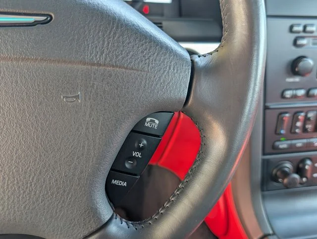 2002 Ford Thunderbird Deluxe - Photo 14