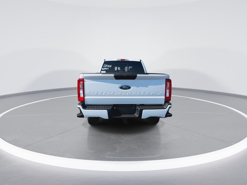 New 2026 Oxford White Ford F-350® XL image 19
