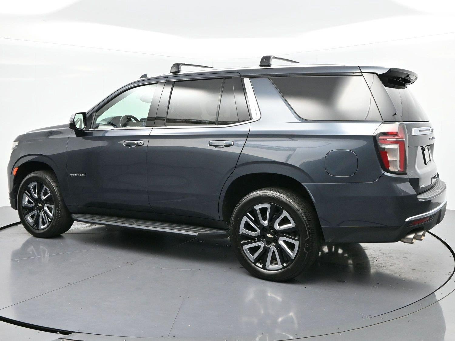 Used 2021 Shadow Gray Metallic Chevrolet Premier image 5