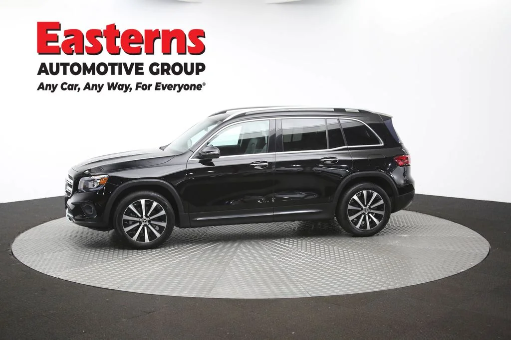 Used 2022 Black Mercedes-Benz GLB 250 image 59