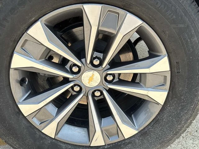 Used 2025 Gray Chevrolet LT image 50