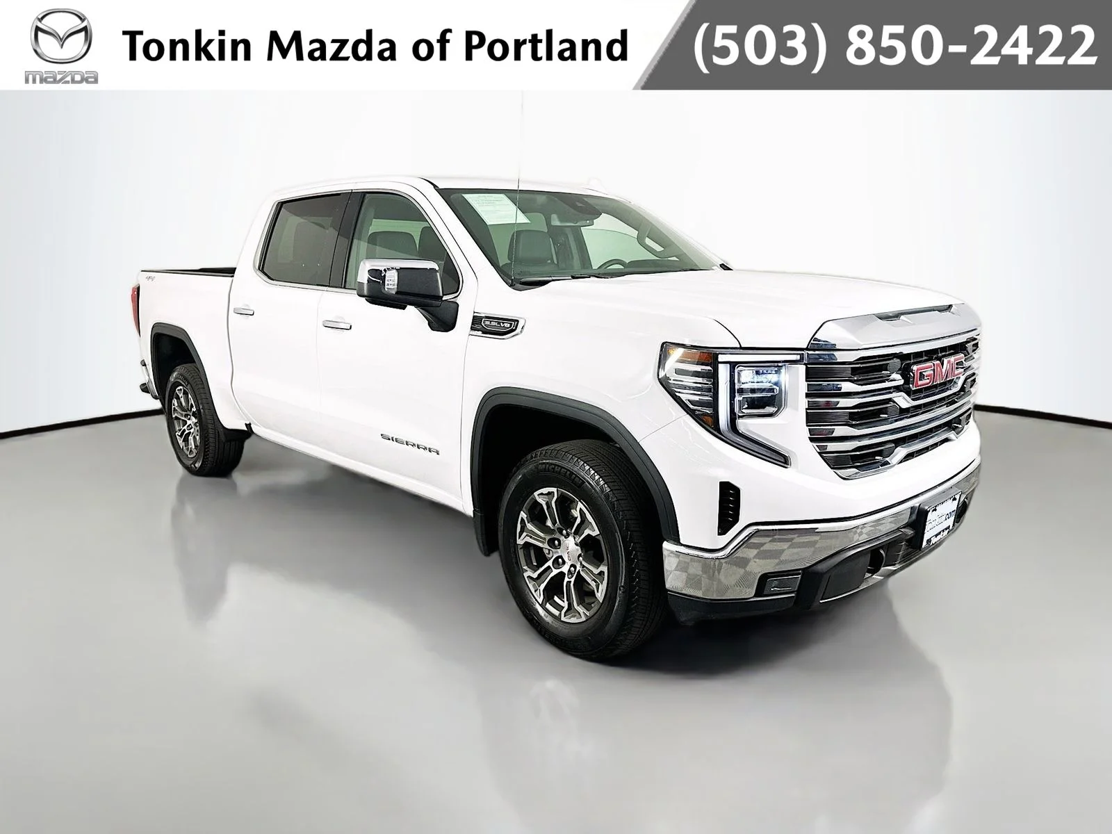 2025 GMC Sierra 4WD Crew Cab Short Box SLT's photo